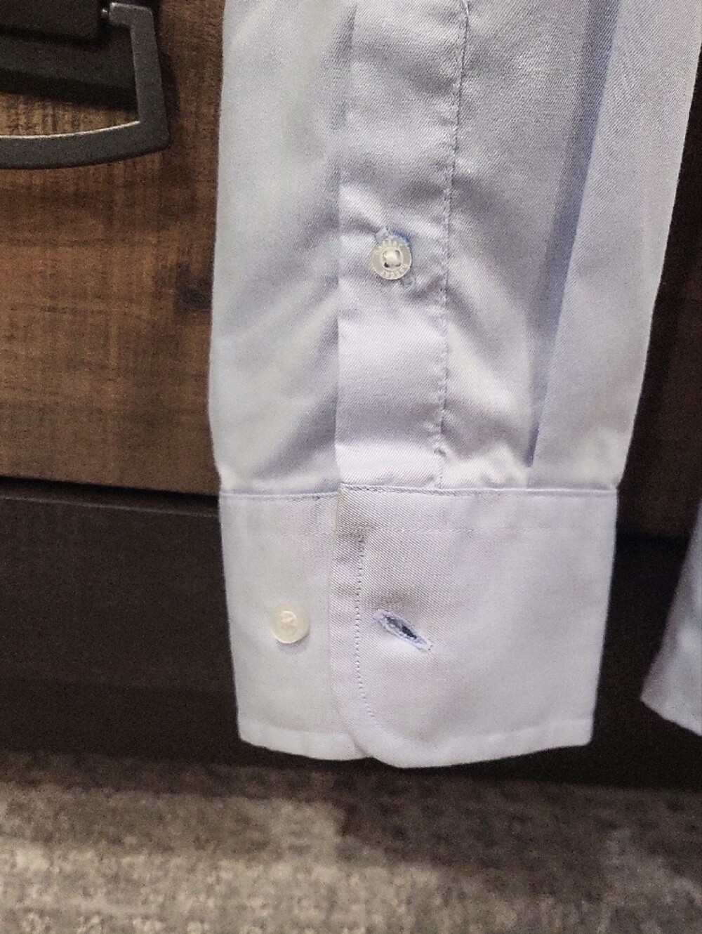 Haggar Men's Pale Blue Dress Shirt - Long Sleeve Point Collar - Picture 6 of 10